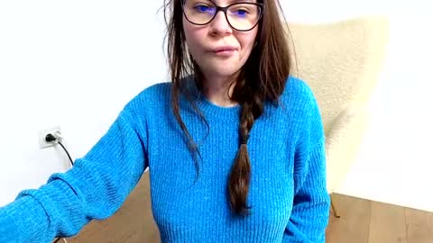 Snapshot of jullyenn chatting on 02-02-25, 04:11 Jully online show from 02-02-25, 04:11