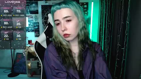 Snapshot of julscinamon chatting on 02-26-26, 03:55 Baroness Von Cringe online show from 02-26-26, 03:55