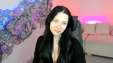 Snapshot of julsmumi chatting on 09-26-25, 04:11 Juls online show from 09-26-25, 04:11