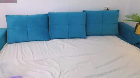 july_kane online show from 10-22-25, 06:35