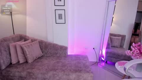 Snapshot of julyy_adams chatting on 11-27-25, 05:20 July Adams online show from 11-27-25, 05:20