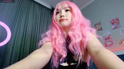 Kira online show from 12-16-25, 08:14