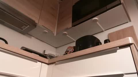 Gregor online show from 12-23-24, 12:14