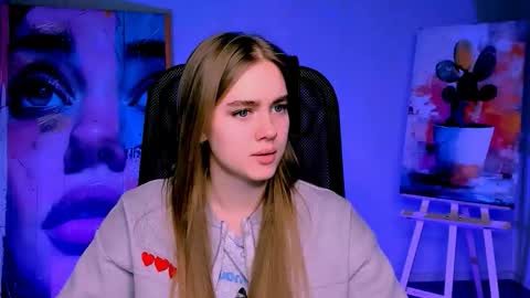 Snapshot of junewoods chatting on 01-12-26, 08:19 junewoods online show from 01-12-26, 08:19