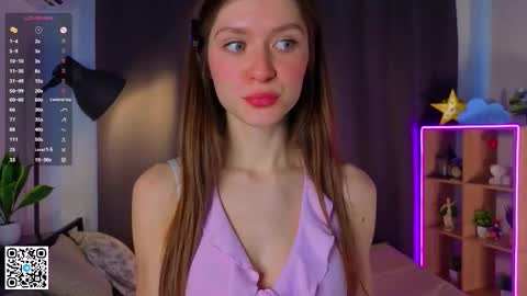 Bella online show from 09-14-25, 04:22