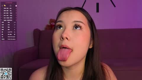 Bella online show from 11-12-25, 06:14