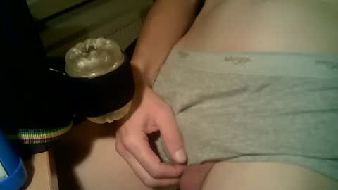 Snapshot of junior25nl chatting on 10-18-25, 03:13 Junior online show from 10-18-25, 03:13