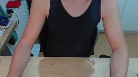 junk2711 online show from 07-13-26, 05:38