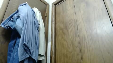 Snapshot of junk_yard_dog chatting on 12-01-25, 02:00 Dave online show from 12-01-25, 02:00