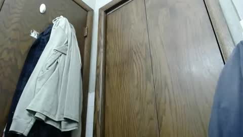 Snapshot of junk_yard_dog chatting on 12-04-25, 02:15 Dave online show from 12-04-25, 02:15