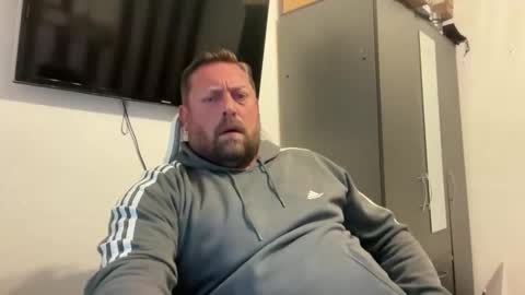 Snapshot of junky345 chatting on 09-14-25, 04:17 Junky online show from 09-14-25, 04:17