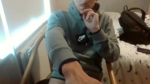   online show from 06-03-26, 10:51