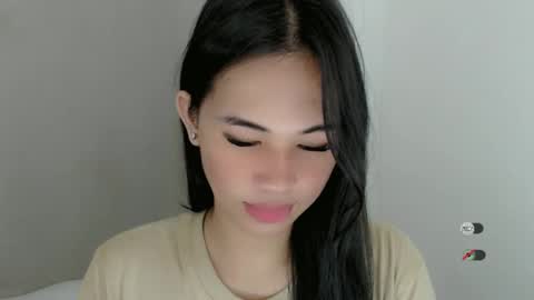 Snapshot of juny_lanyy chatting on 12-30-24, 07:32 Julia online show from 12-30-24, 07:32
