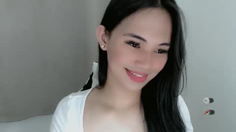 Snapshot of juny_lanyy chatting on 01-01-25, 07:30 Julia online show from 01-01-25, 07:30