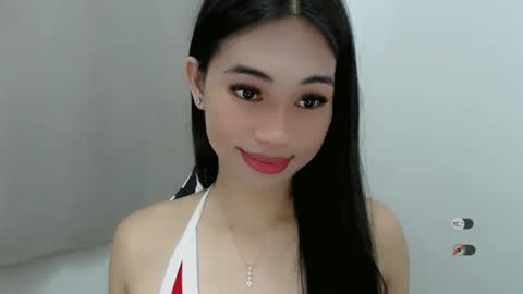 Snapshot of juny_lanyy chatting on 01-04-25, 11:00 Julia online show from 01-04-25, 11:00