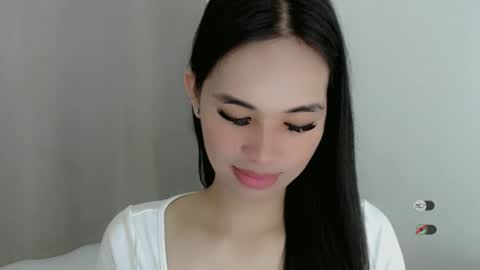 Snapshot of juny_lanyy chatting on 01-13-25, 02:32 Julia online show from 01-13-25, 02:32
