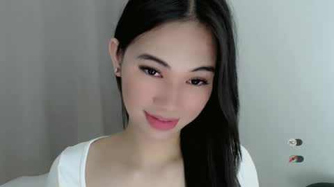 Snapshot of juny_lanyy chatting on 01-27-25, 02:57 Julia online show from 01-27-25, 02:57