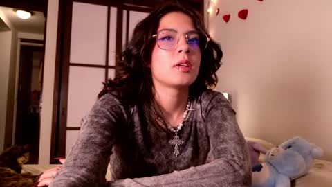Snapshot of jupiter_sin_h chatting on 06-05-26, 12:06 Welcome to my new account online show from 06-05-26, 12:06