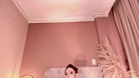 Jupiter Fox online show from 03-18-26, 01:53