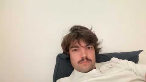 just_a_guy_with_a_big_cock online show from 10-12-25, 01:21