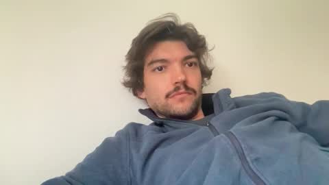 just_a_guy_with_a_big_cock online show from 10-19-25, 09:43