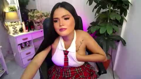 MY IG aleahgomez17 online show from 11-18-25, 11:15