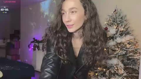 Snapshot of just_call_me_jess chatting on 12-17-24, 04:32 Jessica I will be here on Tuesday November 26th online show from 12-17-24, 04:32