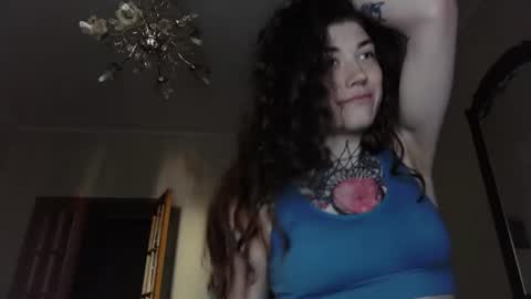 Snapshot of just_curly_ginger chatting on 06-23-26, 11:52 Ginger Curly online show from 06-23-26, 11:52