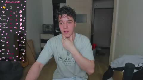 Edwins online show from 06-17-26, 03:02