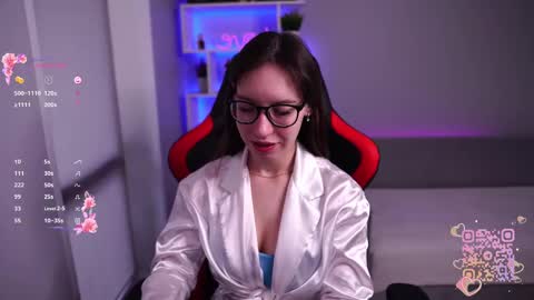 Snapshot of just_emmy chatting on 02-15-25, 05:30 just call me Emmy online show from 02-15-25, 05:30