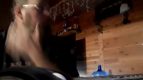 just_hangin_around online show from 11-11-25, 03:56