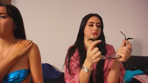  Isa y Luci  online show from 07-21-26, 01:02