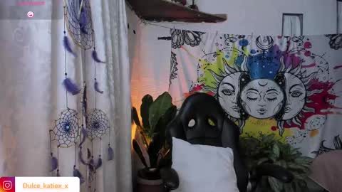 Sofia online show from 02-11-25, 01:31