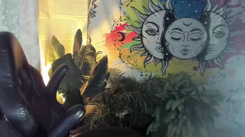 Sofia online show from 02-21-25, 10:39