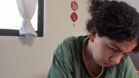 Sofia online show from 03-08-25, 03:02