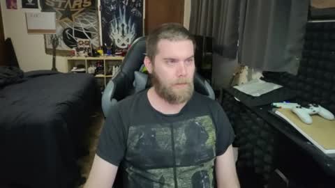 Snapshot of just_ryan88 chatting on 12-04-25, 10:18 Ryan online show from 12-04-25, 10:18