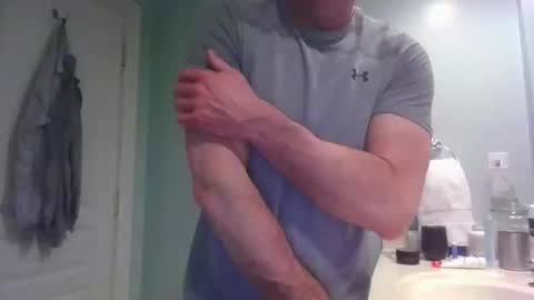 Snapshot of justanotherdadbod2025 chatting on 02-19-26, 03:35 justanotherdadbod2025 online show from 02-19-26, 03:35