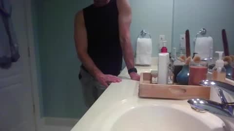 Snapshot of justanotherdadbod2025 chatting on 03-13-26, 02:40 justanotherdadbod2025 online show from 03-13-26, 02:40