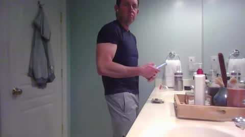 Snapshot of justanotherdadbod2025 chatting on 03-25-26, 03:12 justanotherdadbod2025 online show from 03-25-26, 03:12