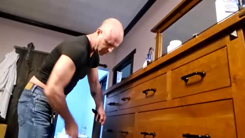 Snapshot of justaskforbiga chatting on 01-12-26, 06:18 Tohiptwoquit online show from 01-12-26, 06:18