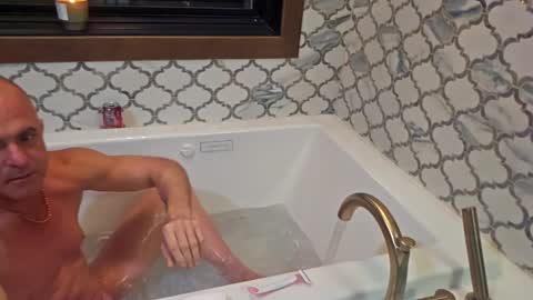 Snapshot of justaskforbiga chatting on 03-02-26, 05:19 Tohiptwoquit online show from 03-02-26, 05:19