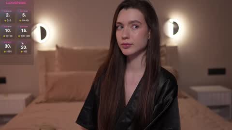 Snapshot of justbarbie_new_ chatting on 02-21-25, 09:32 Katarina online show from 02-21-25, 09:32