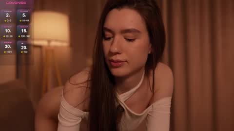 Snapshot of justbarbie_new_ chatting on 02-27-25, 12:32 Katarina online show from 02-27-25, 12:32