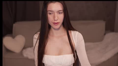 Snapshot of justbarbie_new_ chatting on 10-04-25, 07:56 Katarina online show from 10-04-25, 07:56