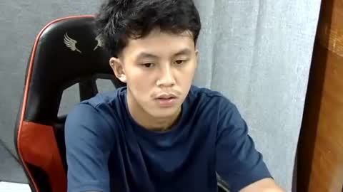 Snapshot of justcallme_james chatting on 04-29-26, 06:06 James online show from 04-29-26, 06:06