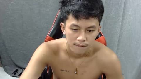 Snapshot of justcallme_james chatting on 05-27-26, 04:09 James online show from 05-27-26, 04:09