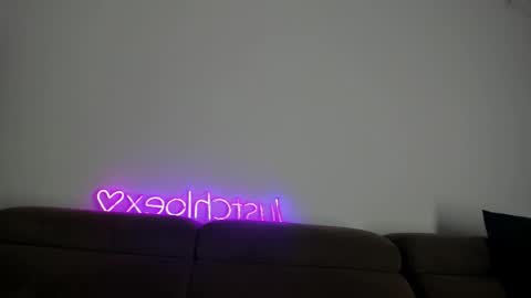 Chloe online show from 11-09-25, 07:06