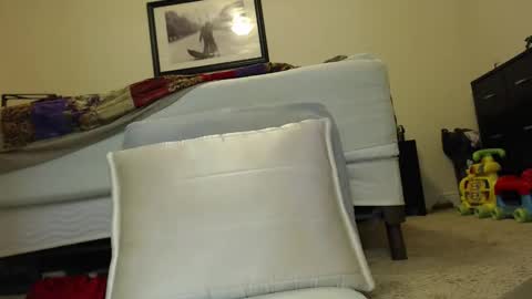 Snapshot of justin0311 chatting on 03-11-26, 02:17 justin online show from 03-11-26, 02:17