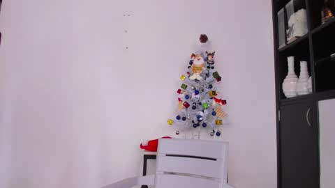 Snapshot of justin_biker chatting on 12-02-25, 07:20 justin_biker online show from 12-02-25, 07:20