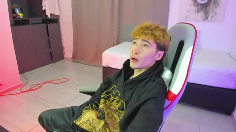 Justin Blake online show from 05-26-26, 02:35